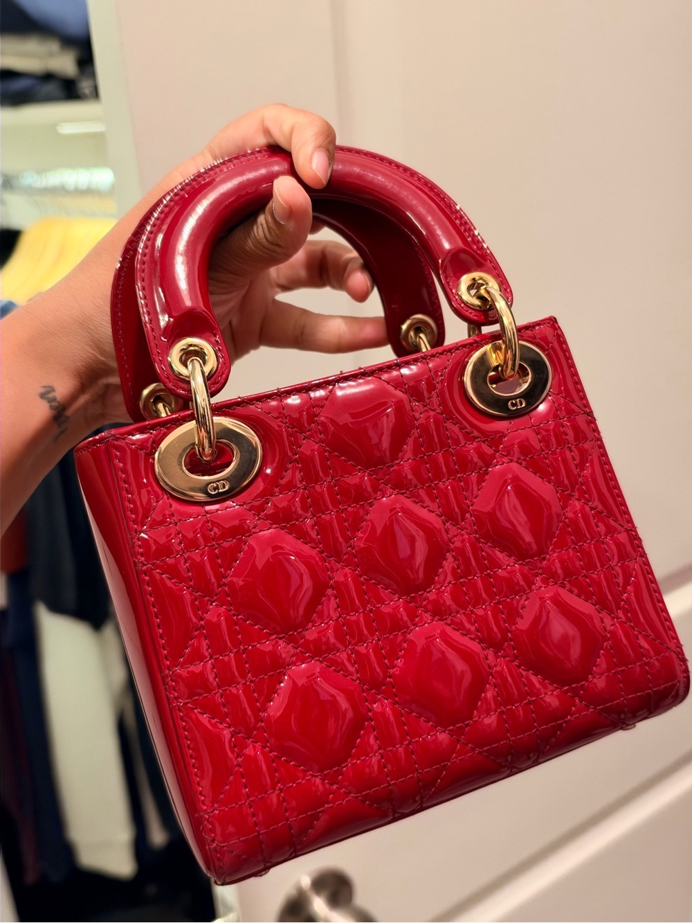 Lady dior red patent leather mini - authentication provided - Picture 2 of 5